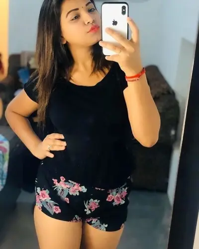Pauni Escorts